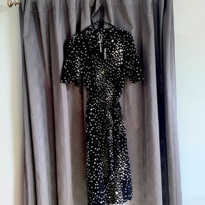 Boohoo (brand new tags on) short sleeve dress